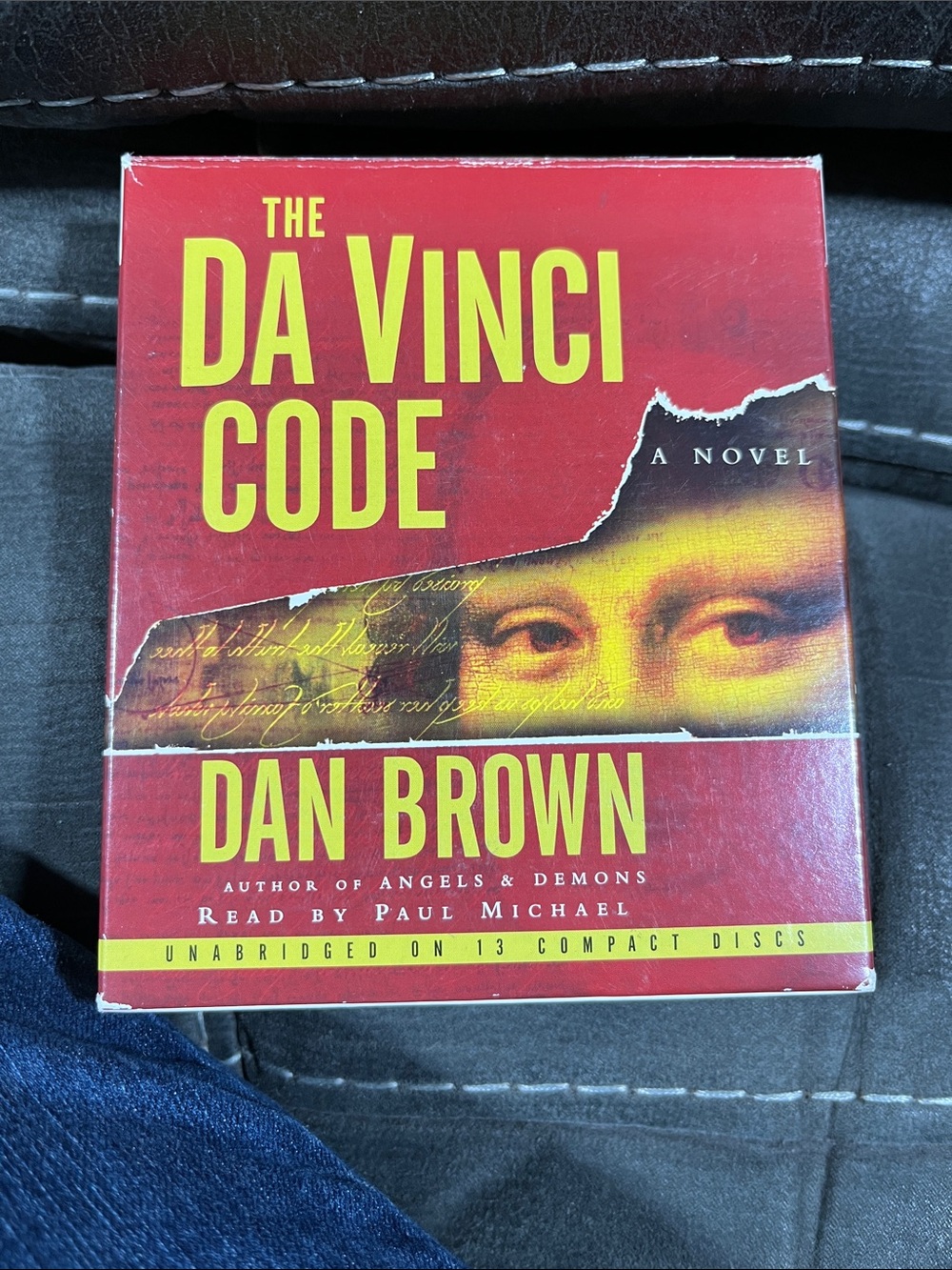 The Da Vinci Code by Dan Brown - Red Audio CD Set
